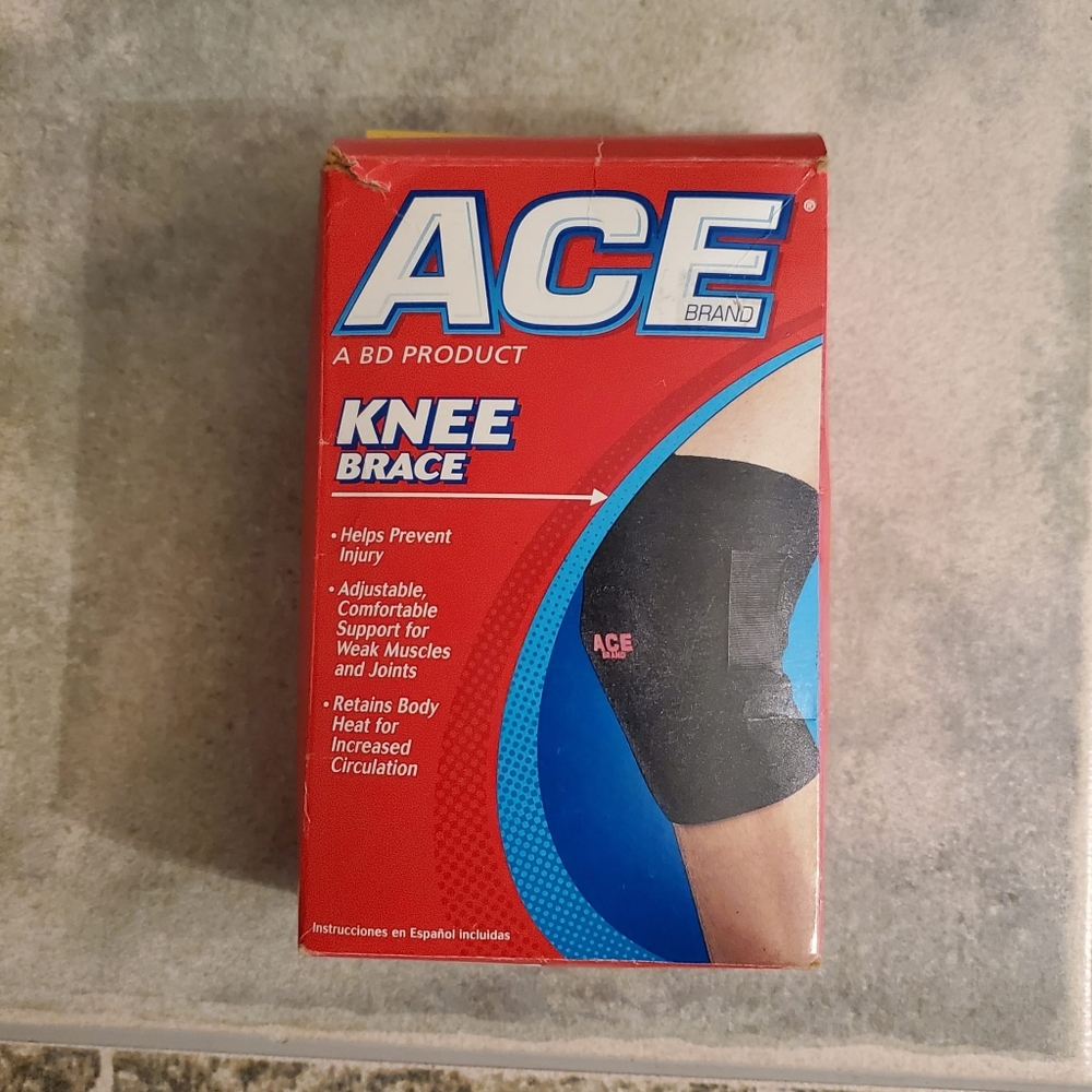 ACE A BD Product Knee Brace. New Open Box